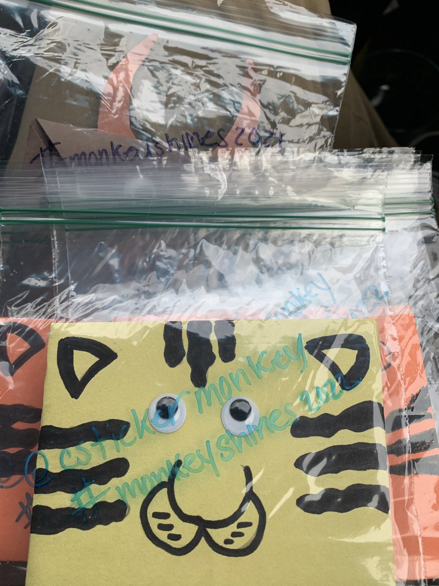 CStickermonkey's tweet image. ummmm there are some tigers in my car! and is that a ox I see? I guess I better let them free…
#monkeyshines2022