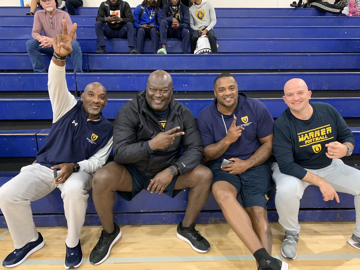 JesseeNikki's tweet photo. This staff ainโt just talk. Asked @dburks88 if he could have his players at our game Thurs. He didnโt just send his players but sat front row w/ entire staff & even did the same for todayโs game. Now thatโs changing a culture. @WarnerUFootball #WarnerStrong ๐๐๐ฆ https://t.co/7yVSbZiRyF
