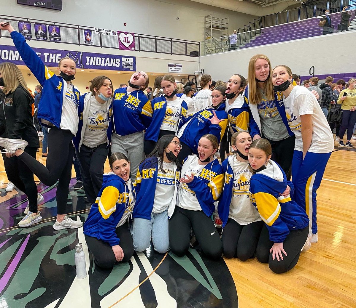 MFHSTrojanettes's tweet image. WE ARE OFFICIALLY IHSA STATE QUALIFIERS!! We will be competing in Bloomington on Friday, January 28. For more information click the link in our bio, we hope to see you there 💛💙