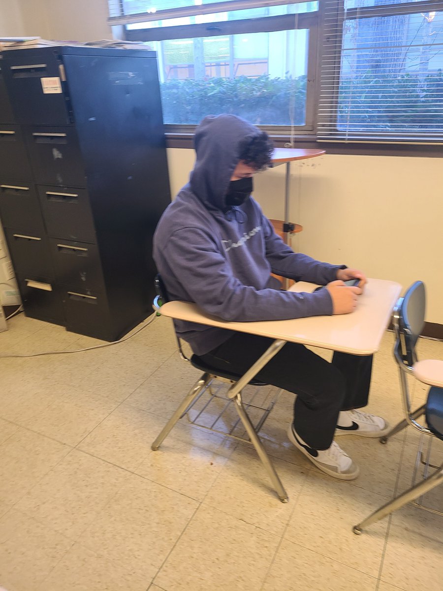CoachChuy67's tweet photo. Excited for my oldest as he continues his journey. Entrance Exam ✔️.  Excited for these next 4 years because I know it will set him up for the next 40. #AmatFamily https://t.co/10WOSLkay7
