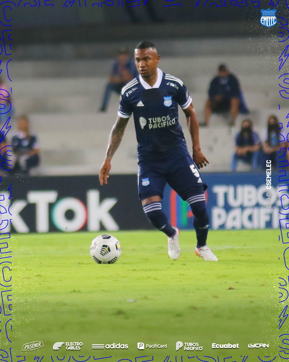 🔝 Nuestro jugador Dixon Arroyo esta nominado como mejor volante central, vota por el en el siguiente link.

➡ bit.ly/3GQaOtT

#HoyMásQueSiempre #SiempreJuntos🤜🏻🤛🏻⚡