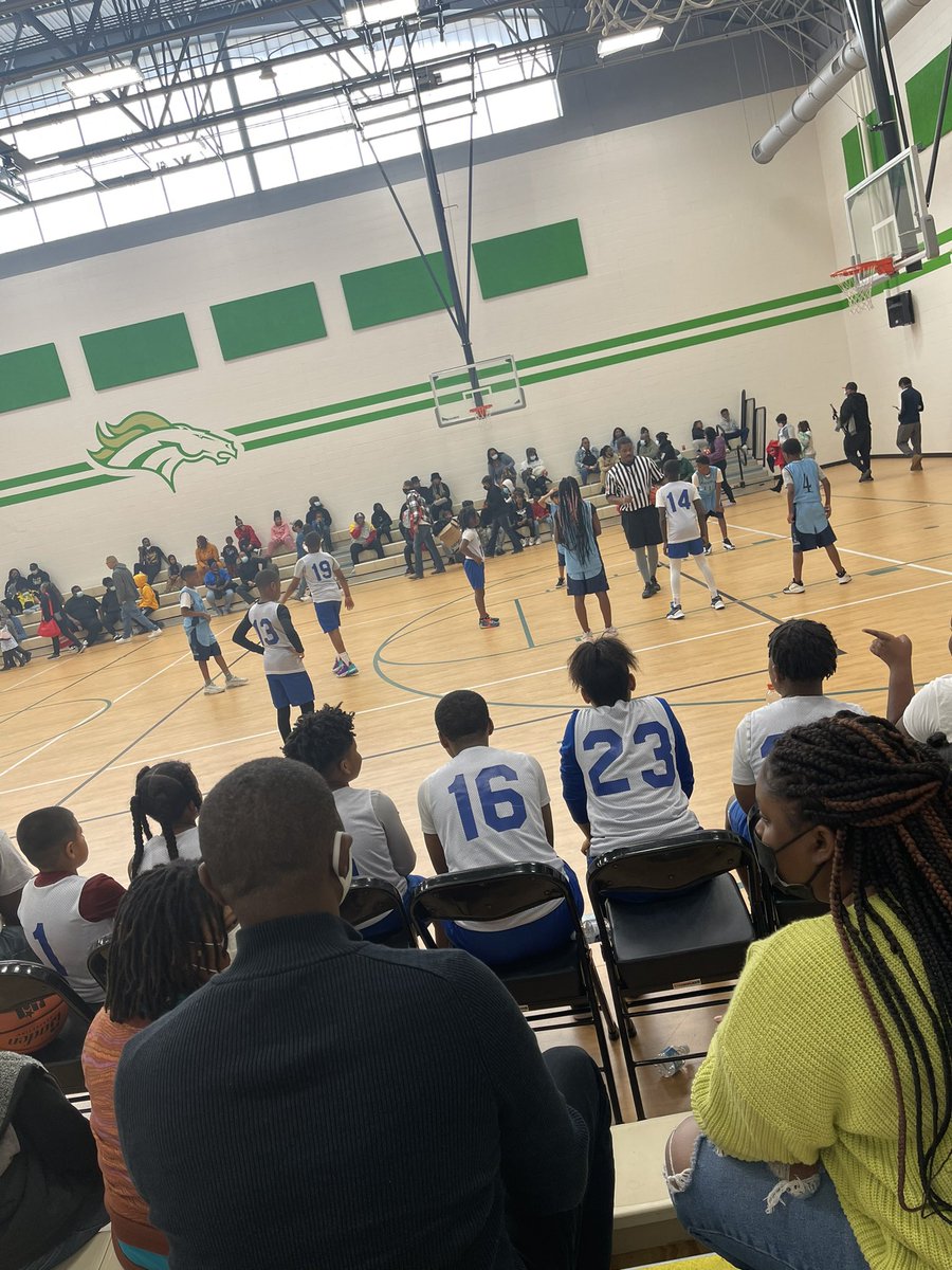 TQforSchool's tweet photo. Happy to support our awesome wildcats and coaches @Athomp141 on their first game &amp; win of the season!! #GOWILDCATS @WhidbyES https://t.co/BpchsHkXzf