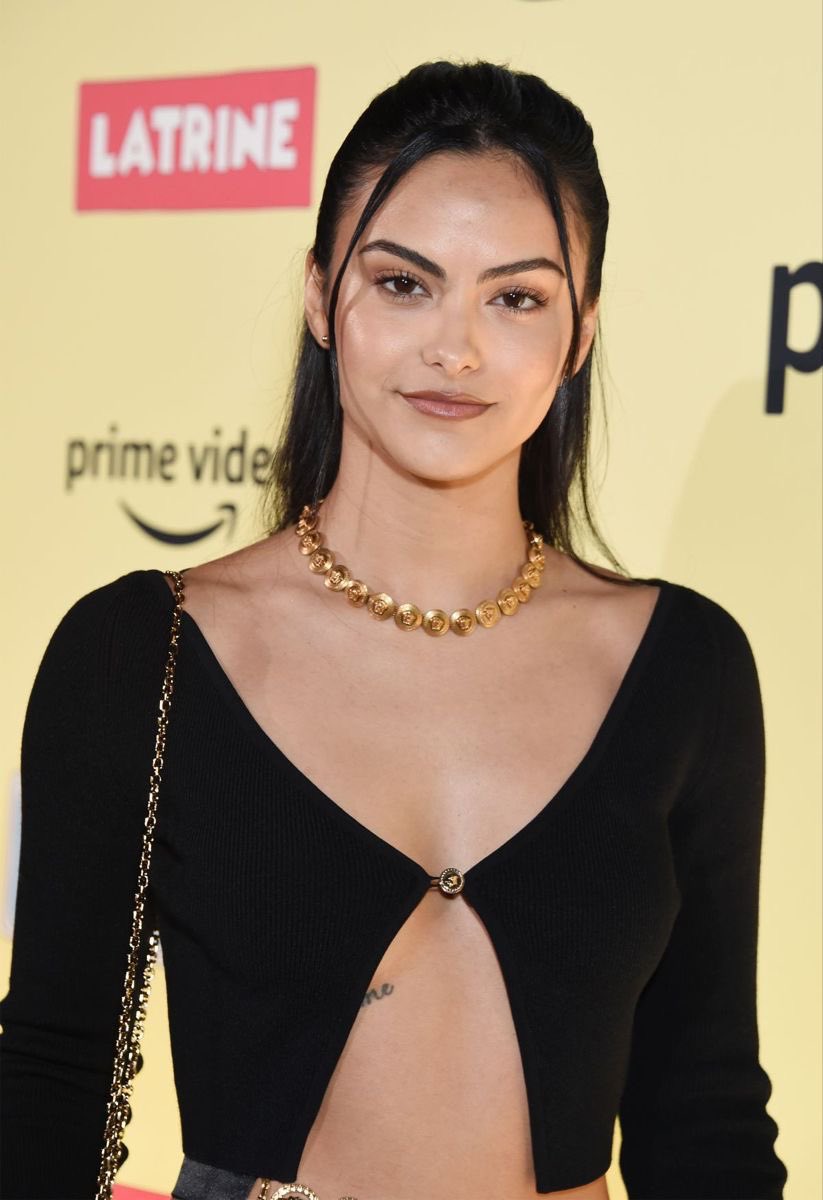 camilouid's tweet photo. Guía para stanear a Camila Mendes!¡ https://t.co/YP0fEOGocQ