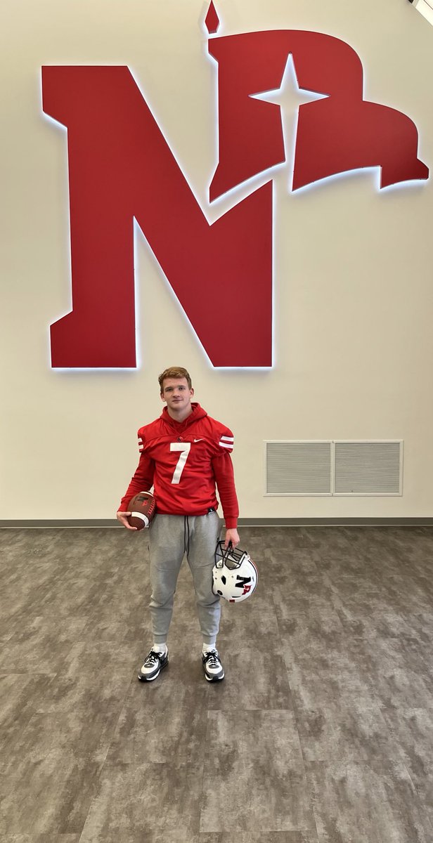 kadensmith23's tweet photo. Had a great visit at Northwestern today! Thank you @coachmmmcc @CoachBKirch and the rest of the coaching staff for having me! https://t.co/qNq8eNJC8O