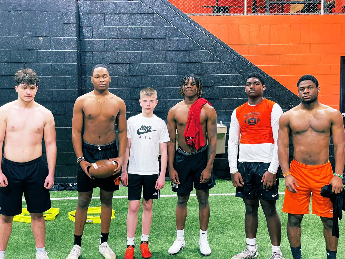 Coach B (@beardandabowt1e) on Twitter photo Good to be back with my dude on a Saturday!!!! Agility Training and RB/WR work….then I let those LBs/DBs compete against our RBs/WRs. 1v1 competition to top it off!! <a href="/bradycook57/">Brady Cook</a> @AntwanBeezy <a href="/justinfdoyle298/">JD_Gemstone</a> <a href="/IaMTHAROn/">Tharon Davis</a> <a href="/karuon_spearman/">Karuon Spearman</a> <a href="/_chrisyoung0/">Christopher Young</a> Good to be back with my dude on a Saturday!!!! Agility Training and RB/WR work….then I let those LBs/DBs compete against our RBs/WRs. 1v1 competition to top it off!! <a href="/bradycook57/">Brady Cook</a> @AntwanBeezy <a href="/justinfdoyle298/">JD_Gemstone</a> <a href="/IaMTHAROn/">Tharon Davis</a> <a href="/karuon_spearman/">Karuon Spearman</a> <a href="/_chrisyoung0/">Christopher Young</a>