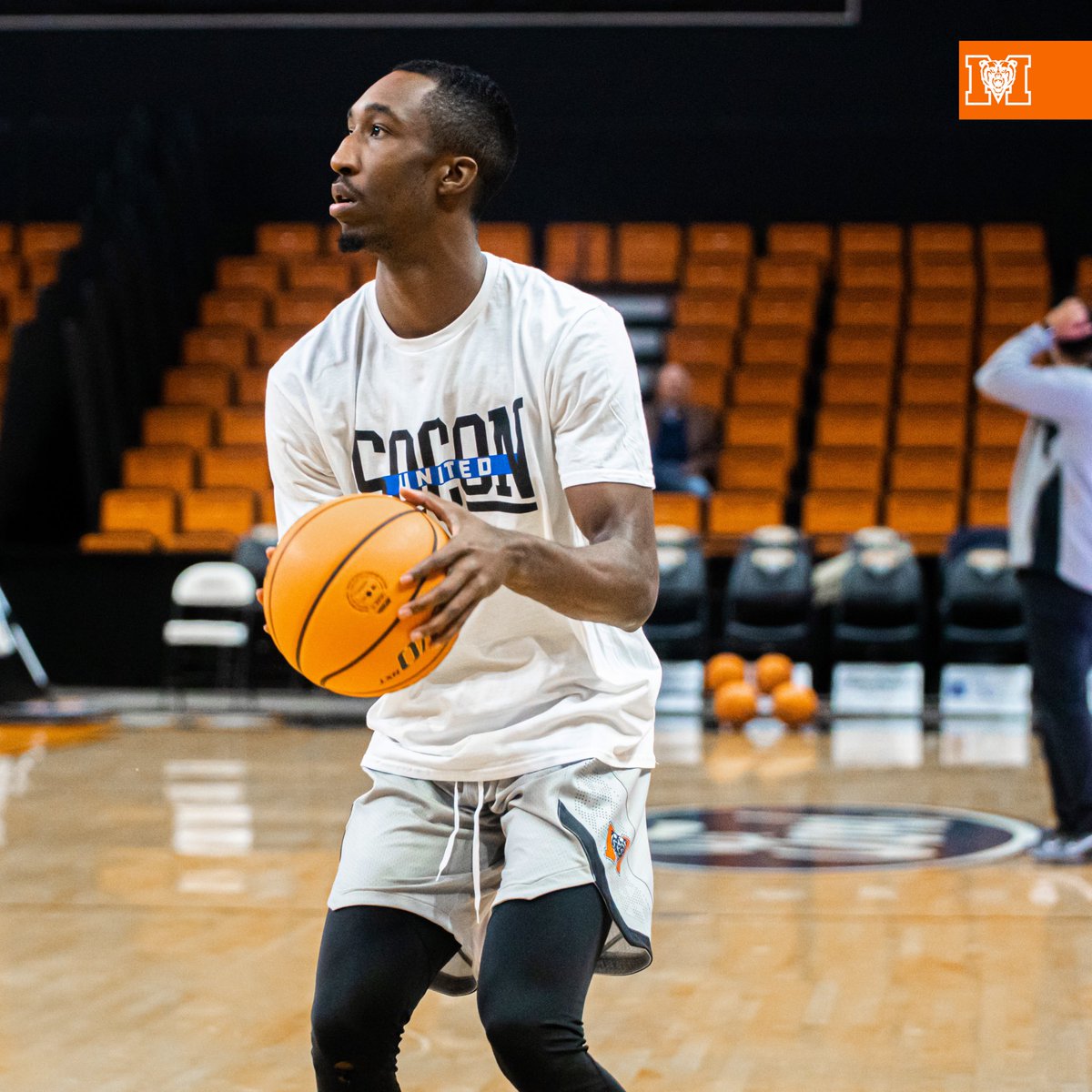 MercerMBB's tweet photo. Bears Are Back ๐ป๐ค #SoConUnited https://t.co/vVc97XIdIv