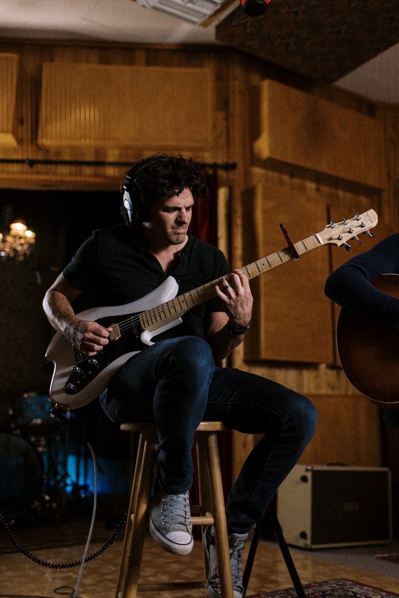 We're beyond thankful for the opportunity to collaborate with Grammy-nominated, North Texas-based musician <a href="/mjlettieri/">Mark Lettieri</a>  See him at work in our latest “Locals” episode with host <a href="/Kirkthurmond/">Kirk Thurmond</a>. bit.ly/3zrmiBa

#kysercapos #creative #songwriting