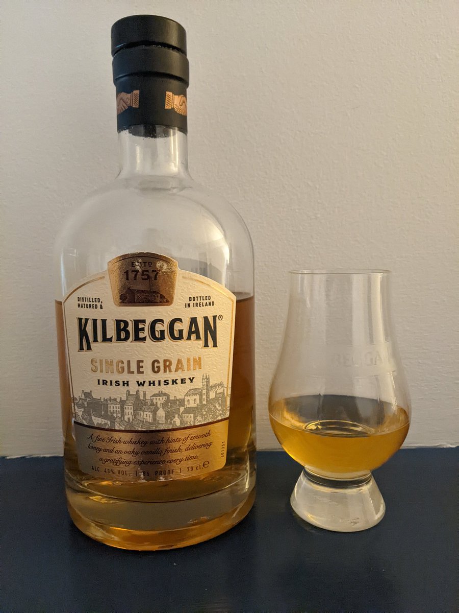 conorohare91's tweet photo. #SaturdayNightSip with the king of Irish single grain from @Kilbeggan 

#irishwhiskey #singlegrain #cooleydistillery https://t.co/0wAyA0eMA0