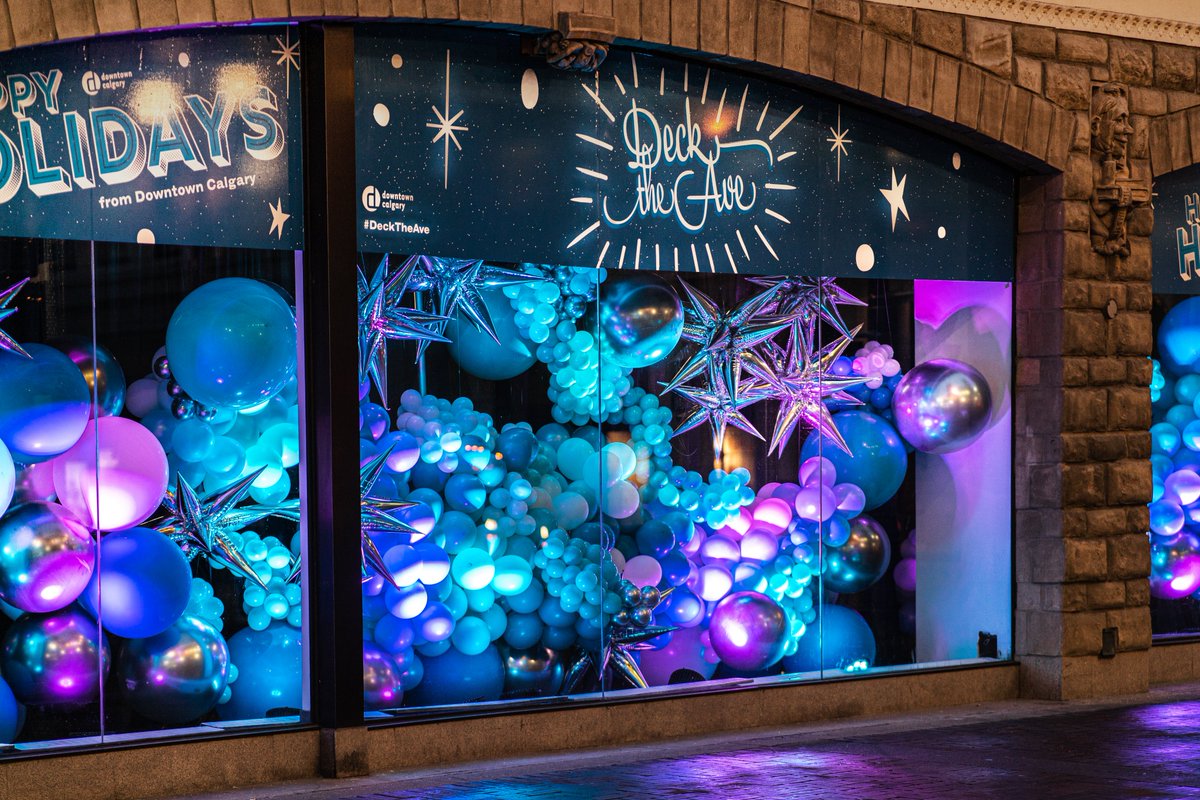 downtowncalgary's tweet photo. You may recognize a familiar face in the artist lineup at #GlowfestYYC ๐
Maria Galura's whimsical balloon installation was a highlight of #DeckTheAve in December, and we're excited to see the magic she'll bring to #DowntownCalgary next month: https://t.co/R0LXSFihUn https://t.co/Lkcs7ZjTE5
