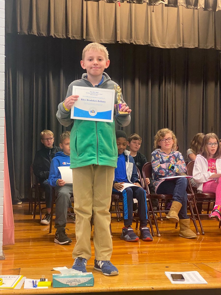 4 / 4
We are very proud of our students who participated in the Lincoln Spelling Bee on Thursday. Congratulations to all of our students for their hard work and perseverance. 
Winner: Rowan Bradshaw-Bellamy 
2nd place: Rhys Bradshaw-Bellamy