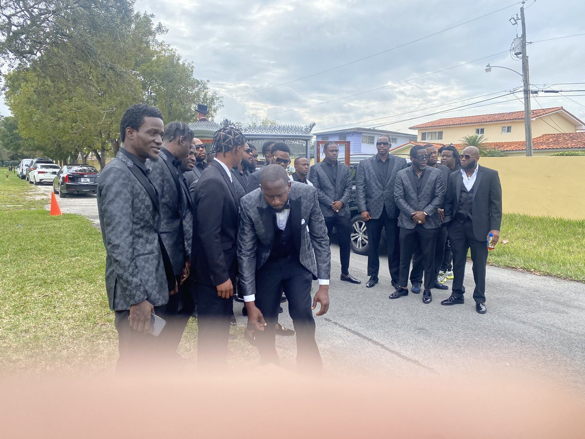 Rico_400block's tweet image. Men of Twin #LLTWIN 🕊🤞🏽🙏