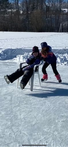 Having fun today? Skating rink at Oxbow Park ⁦<a href="/MorristownVT/">MorristownVT</a>⁩