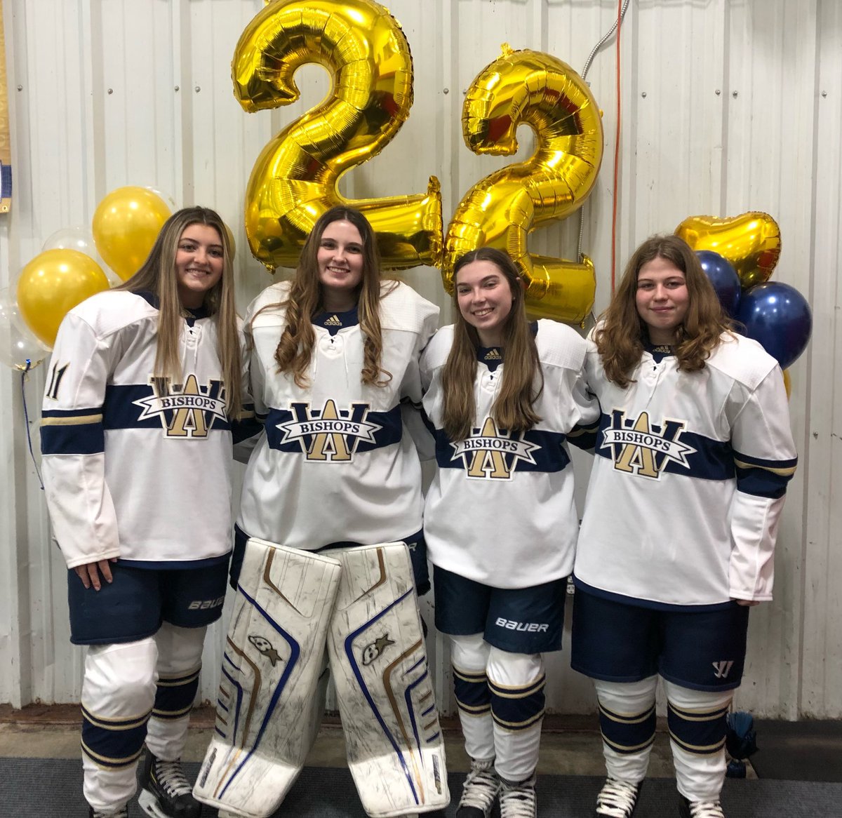 goAWathletics's tweet photo. 🏒GIRLS HOCKEY: Congrats to seniors Karaline, Amy, Caitlyn and Gabby! Thank you for all of your hard work and dedication you put into the program! #gobishops #seniors https://t.co/u7oxpQ5oEe