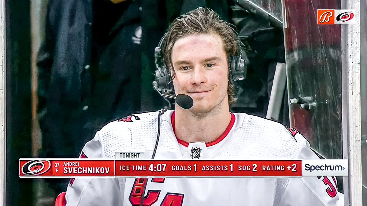 itsaho2jarvybby's tweet photo. 📸 HQ snaps of Andrei from his intermission interview 😍 (↓ thread)
🗓️ 01.22.2022
#andreisvechnikov #svechnikov #svech #carolinahurricanes #canes #letsgocanes https://t.co/Q6dzKMmUve