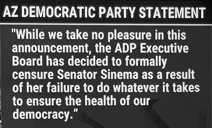 DemocraticDaisy's tweet photo. @SenatorSinema https://t.co/iRgAo9bwx3
