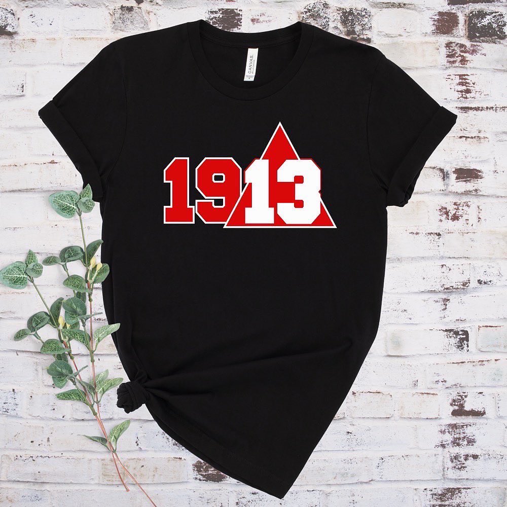 divinegreekwear's tweet photo. Get yours today!! 🔺🐘 #devastatingdiva #supportblackbusiness #supportsmallbusiness #buyblack https://t.co/VKfYPwJpWm