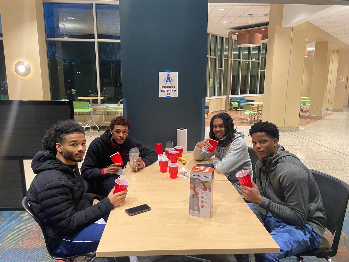 PreaJackson's tweet image. Thank you to everyone that came out yesterday for Level Up Your Nutrition With The Nupes @alphachapternupes! Stayed tuned for future events! 💚🖤🤍