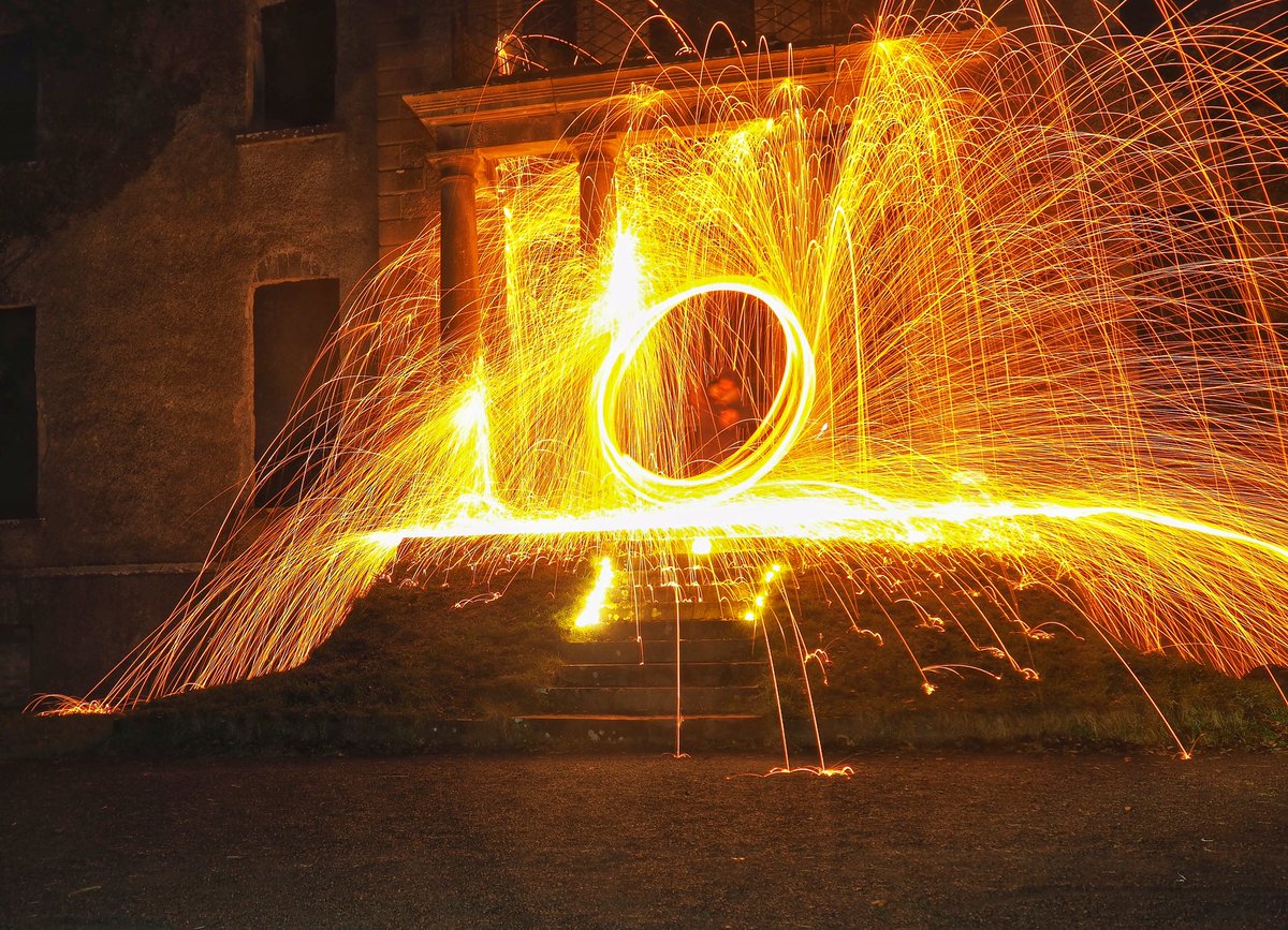 mimiking40's tweet photo. Fun evening doing some steel wool photography 😍
#steelwoolphotography #photography https://t.co/foNWxWczKL