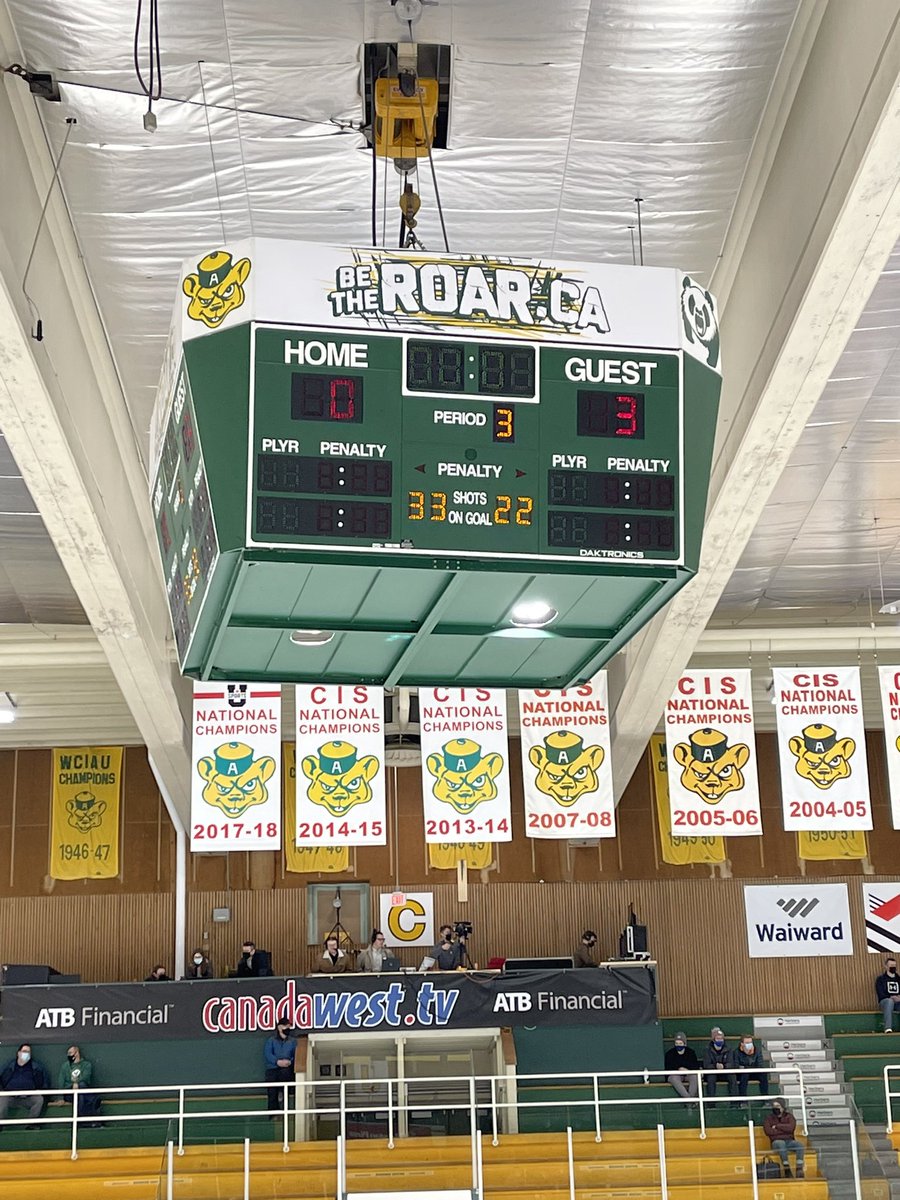 DaveWestbury's tweet photo. For 25 years our program has never swept at Clare Drake. We wrote history tonight. The waves of emotions right now are hard to explain. I can’t even think straight. I am so proud of these girls and their fight this weekend. #AdaptAndOvercome @HuskiesWHKY https://t.co/Rv9ci3IeDG