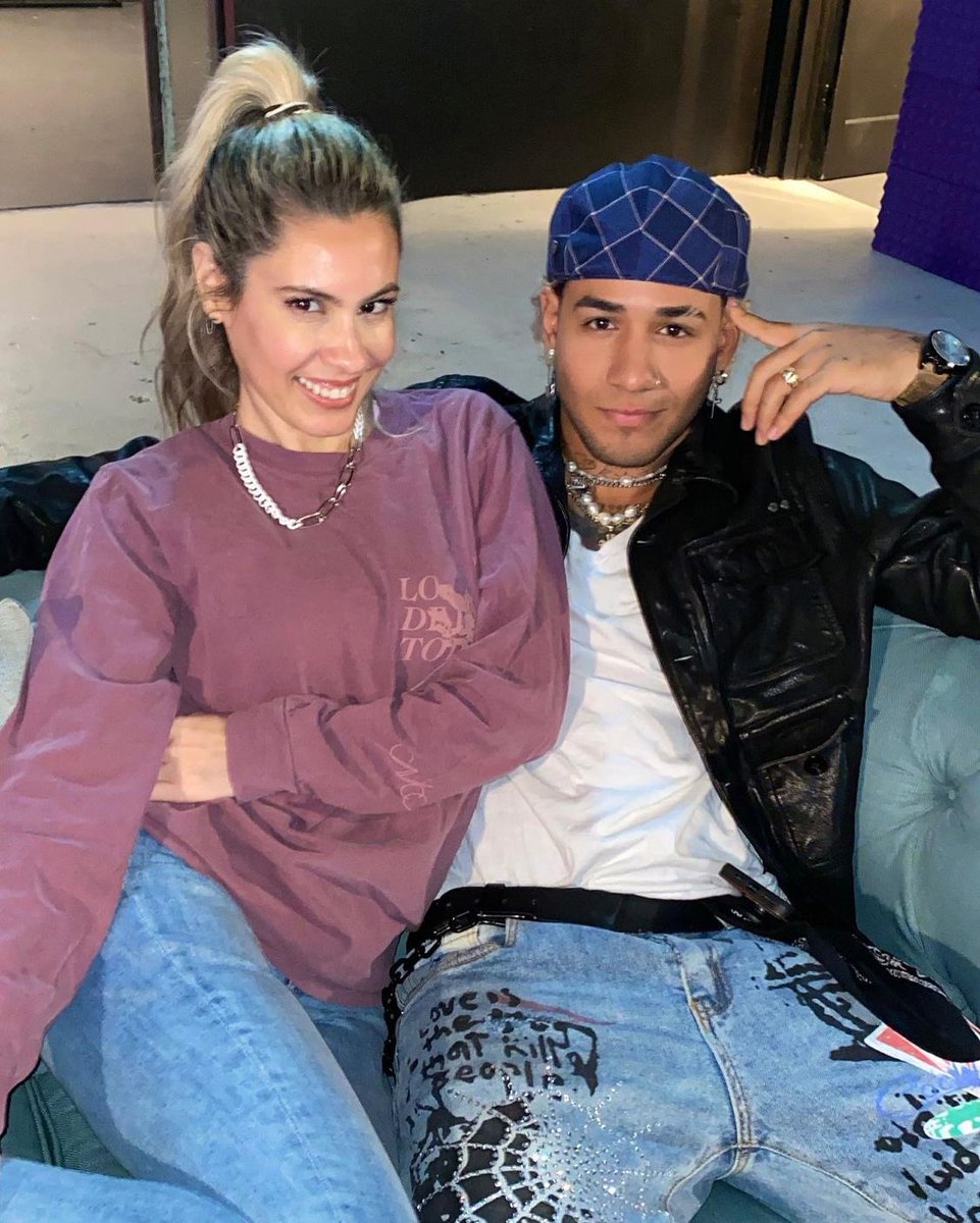 cncoupdatesbra's tweet photo. OS MAIS LINDOS ❤️
“O mais feliz dos aniversário para esse camaleão legal que sempre me deixa criar. Te 🤎#yashel”
📸 | realizhairmakeup via Instagram Feed https://t.co/bgMYXhaRrK