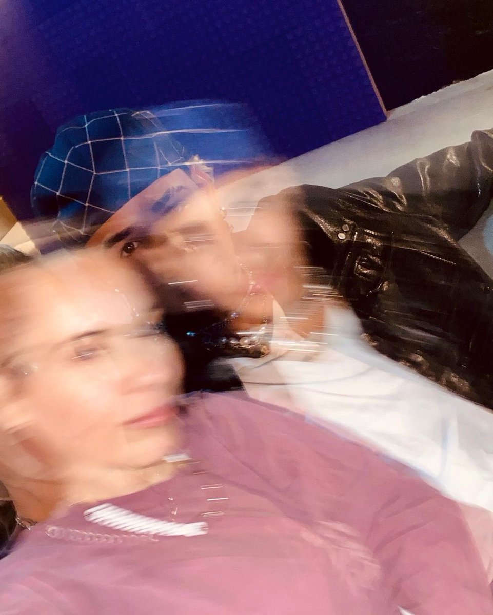 cncoupdatesbra's tweet photo. OS MAIS LINDOS ❤️
“O mais feliz dos aniversário para esse camaleão legal que sempre me deixa criar. Te 🤎#yashel”
📸 | realizhairmakeup via Instagram Feed https://t.co/bgMYXhaRrK