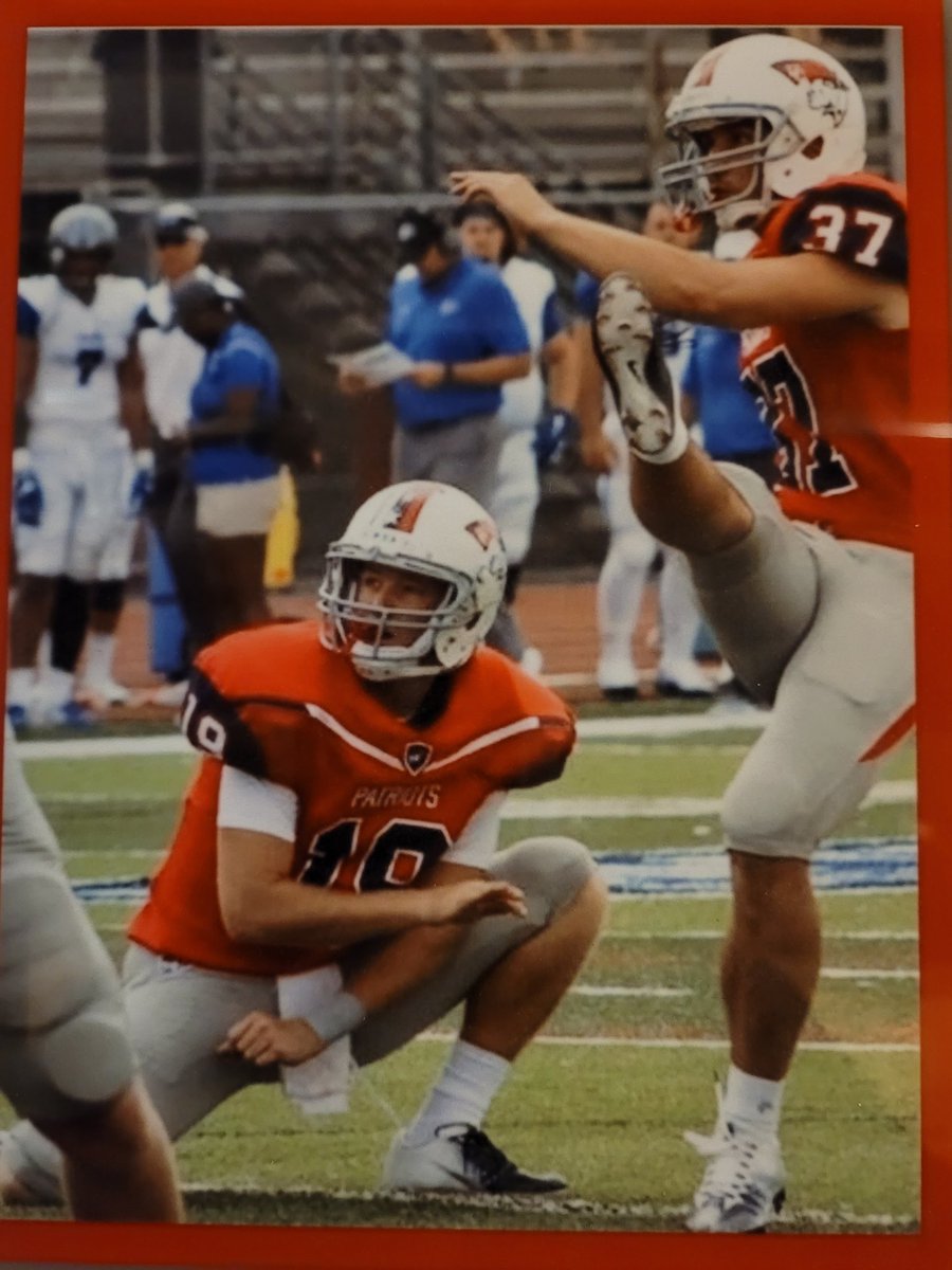 MacD3inCBUS's tweet photo. @NAIAFBALL @d_mcmillin (graduated 2020) for @UCMensLAX and @UCPatriotFball https://t.co/iVzJpzUapF