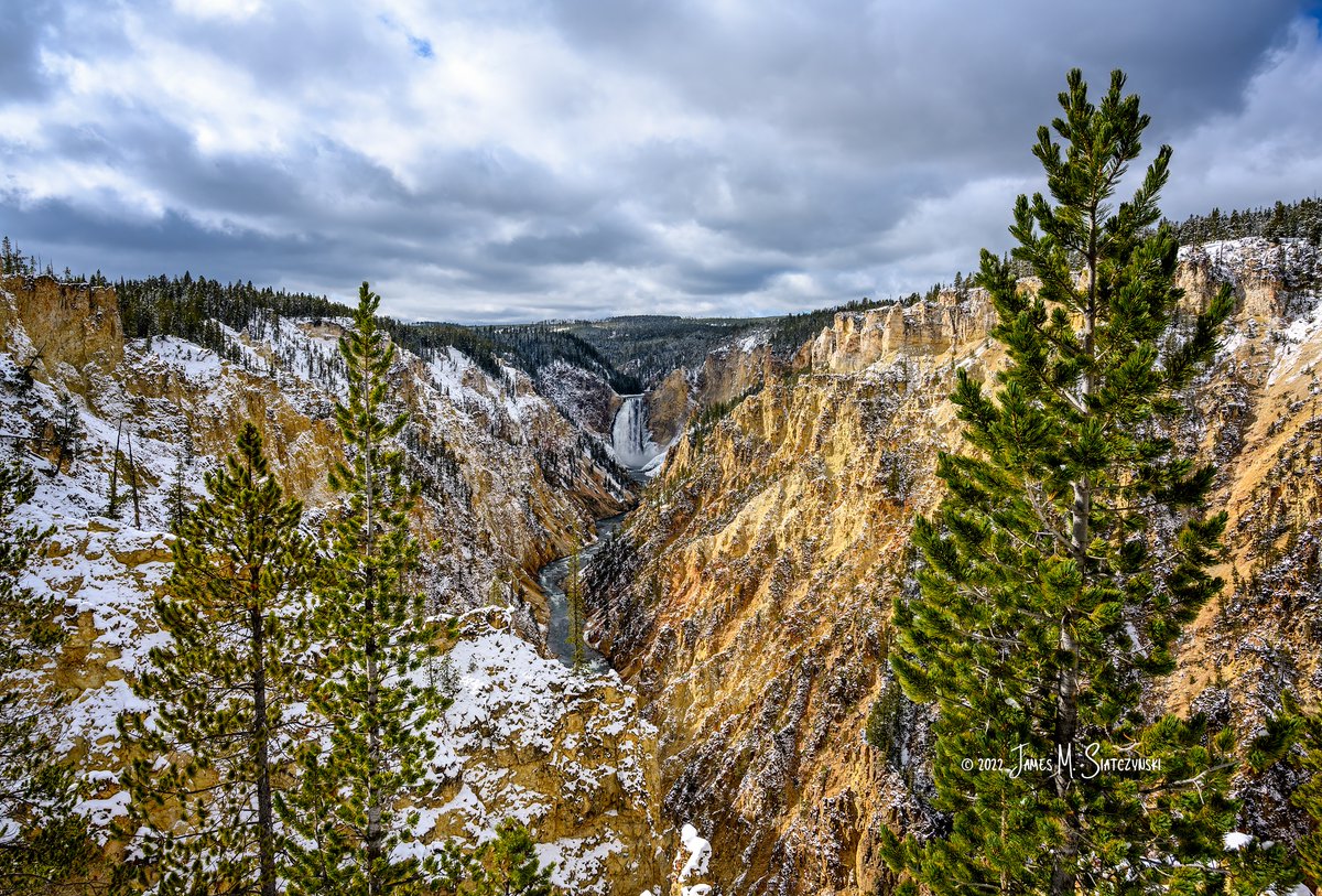 jsiatczy's tweet photo. Upper Falls of the Grand Canyon at Yellowstone National Park, Wyoming
@NikonUSA @YellowstoneNPS @NatlParkService @visitwyoming #winter #upperfalls #Yellowstone https://t.co/ppgs87sO29