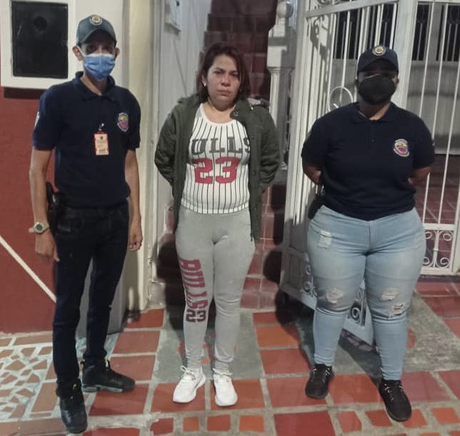 TarekWiliamSaab's tweet photo. 1) #DETENIDOS para ser #IMPUTADOS ahora por el @MinpublicoVE los ex fiscales de Mérida FREDDY FREITES y YULIMAR UREÑA quienes fueron #grabados solicitando 5mil$ a un investigado para no aprehenderlo… #DEPURACIÓN Hemos #JUDICIALIZADO a 284 Fiscales por hechos de #Corrupción https://t.co/Pyq565fL6f