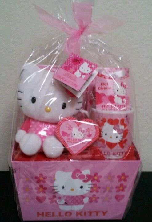 cupcakesanrio's tweet image. hello kitty valentines day gift basket &amp;lt;3