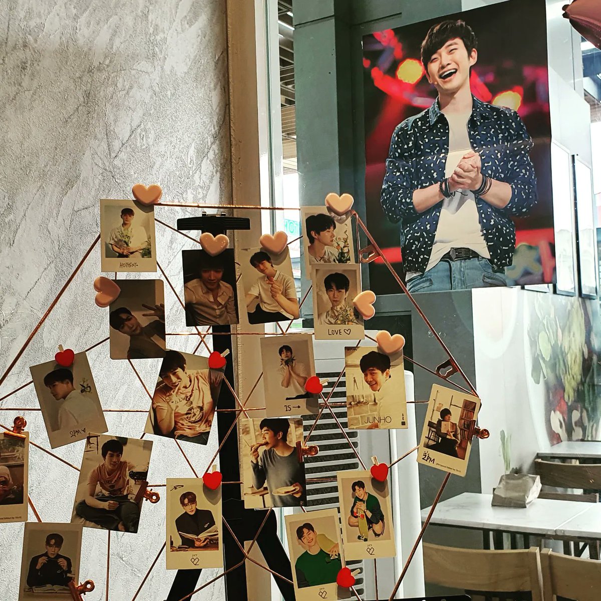 llyyxx02's tweet photo. #withJUNBROSagain birthday celebration ππ
Thank u @MYHottest2PM https://t.co/D0sNZuVo3y