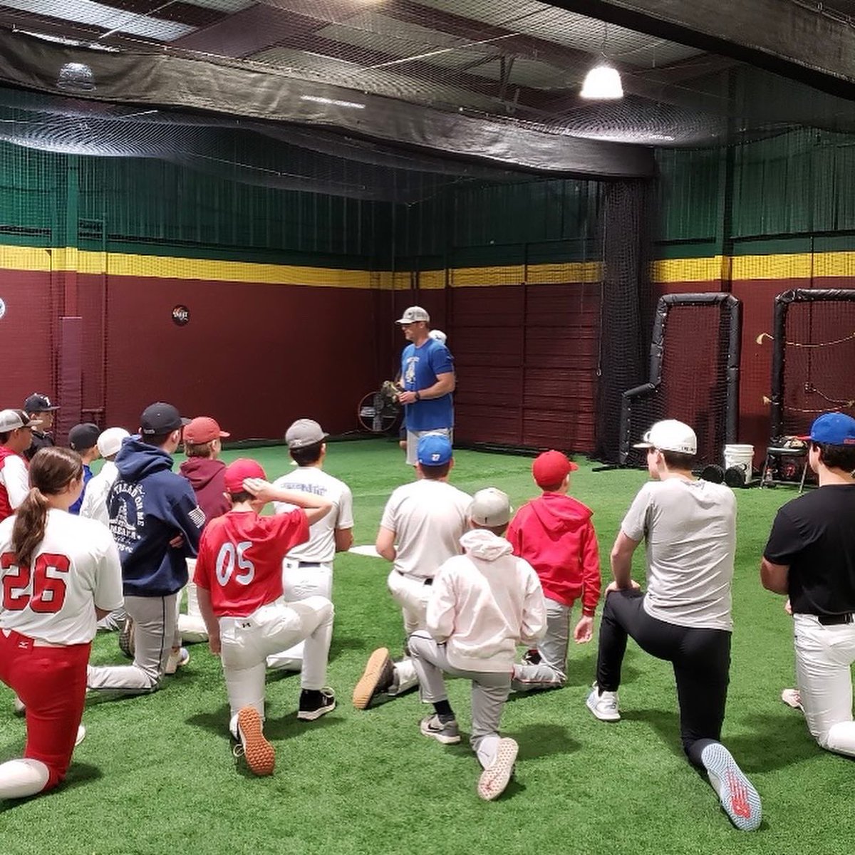TheCatchingGuy's tweet photo. Day one in Little Rock was a blast!  

Stances &amp; set ups, receiving and blocking.  Gonna knock out some throwing fundamentals tomorrow.

Thanks for hosting D-BAT Little Rock and thanks to @Coach_JTatum &amp; Coach Gabe for the help!

#thelifeofacatcher #catchertraining #catcherscamp https://t.co/oK38bnX8Kc