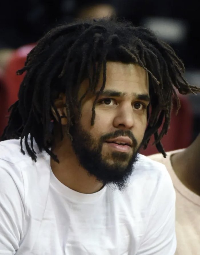 popularpunksnft's tweet photo. 🎤 🎼 J Cole inspo @JColeNC 🎼🎤🔫 #nfts #nft #eth #Ethereum #opensea #NFTdrop #NFTCommunity 

🔗 https://t.co/Xty0CUjrDw https://t.co/cMSXIPzwKb