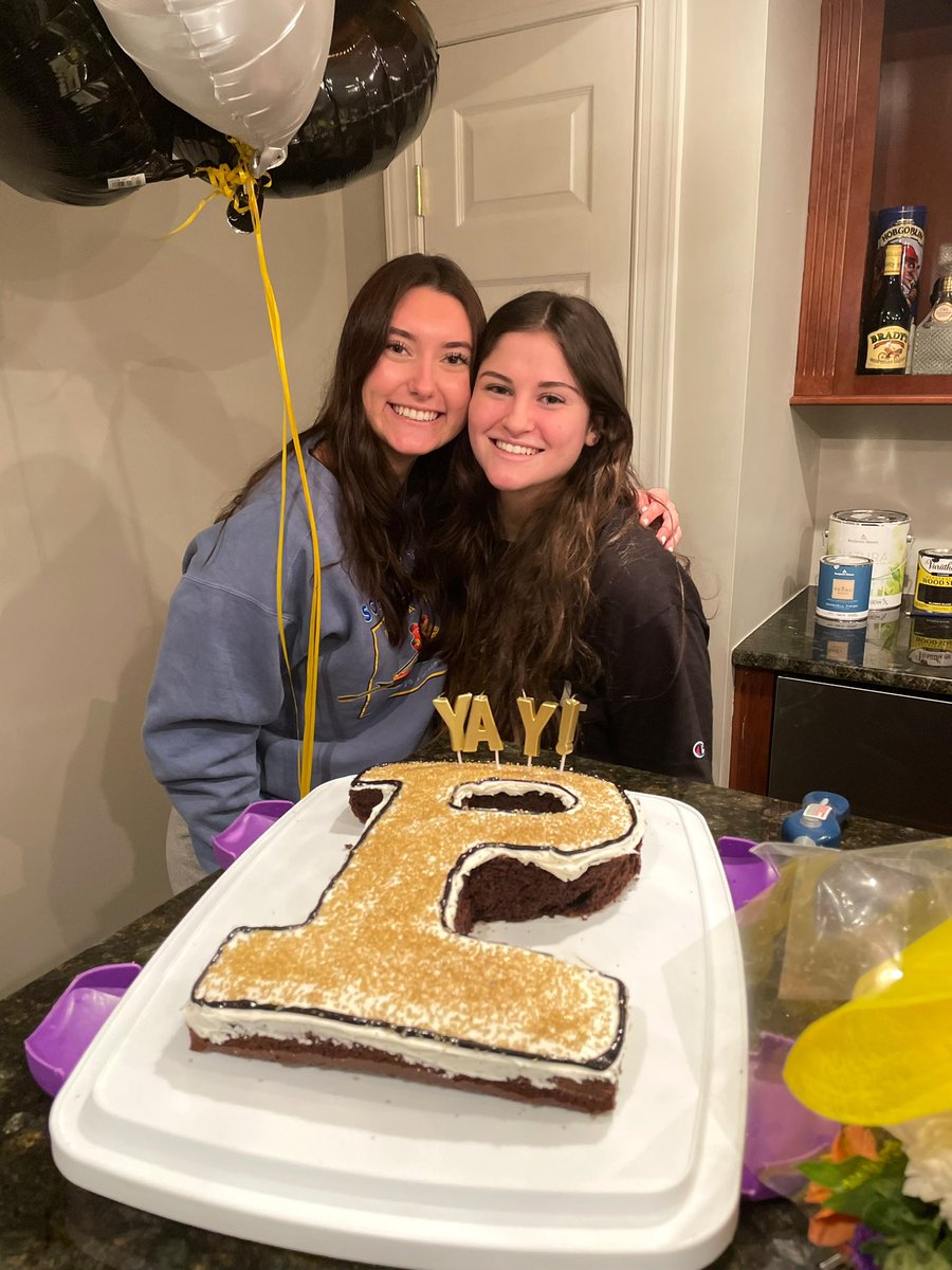 julesraymond77's tweet photo. I. HAVE. THE. BESTEST. FRIENDS!!! 💛🖤🚂 BOILER UP BABY @CoachDeOliveira @PurdueCoachD @CoachMFrezzotti @GoldGarvey @PurdueSoftball https://t.co/v8bSzIT2Yl