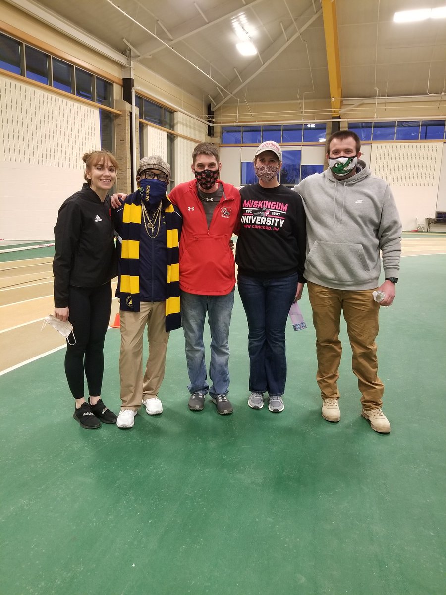 MU_RunJumpThrow's tweet photo. Great meet today for our team. And a cool moment for me. I got to Coach with and against 4 of my former GA's! So awesome to see some great people I have been blessed to work with over the years! #GoBigFish #alwaysamuskie #youalllookedbetterinmagneta https://t.co/t8H591B8gn