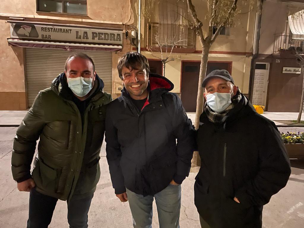 _edutomas_'s tweet photo. Tornem a casa una mica més feliços!!!
Gràcies @ManuGuix https://t.co/dMWz5cUPeW