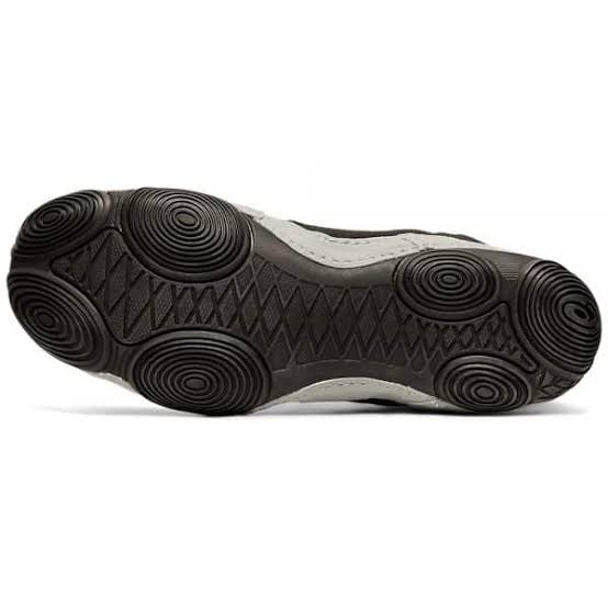 ScruffyLupagus's tweet photo. @Vibram5Fingers what do I have to do to get something like this? https://t.co/ExmNiVq9AF