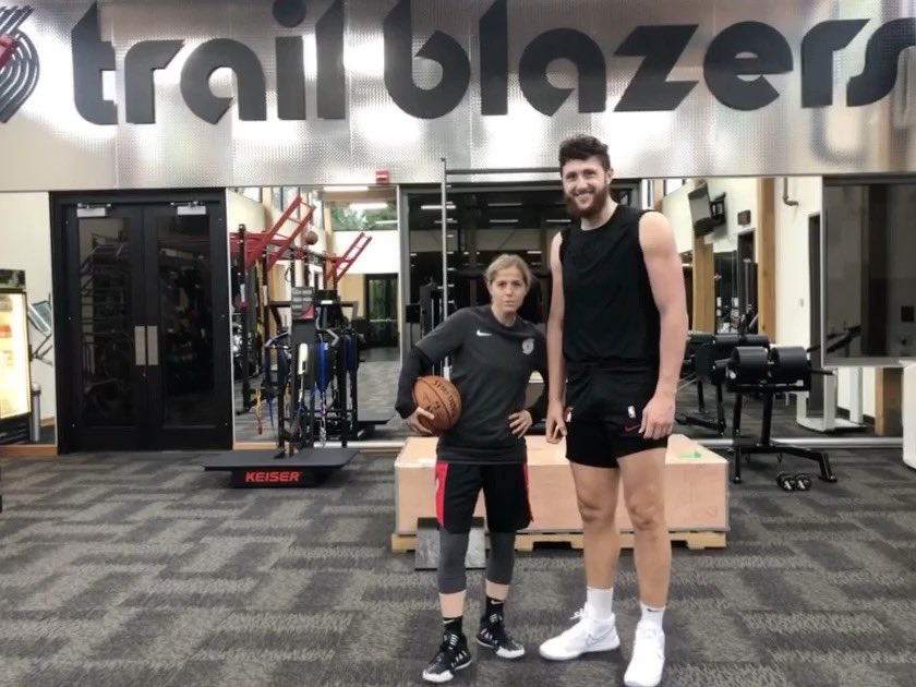 Jessica Cohen tweet media