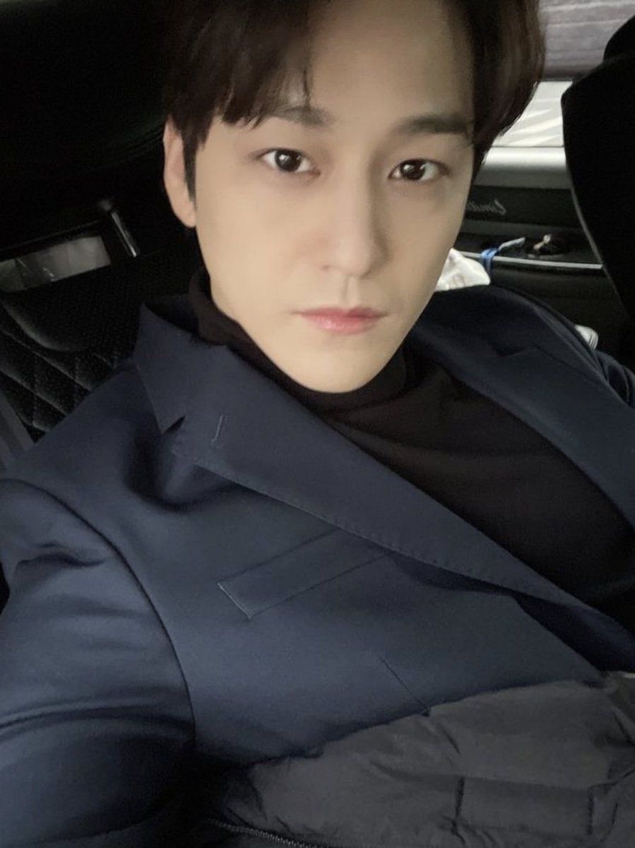 mayiiimhew's tweet photo. พี่ๆไหวม้าย นุไม่ไห https://t.co/iN2rRqUe6o
