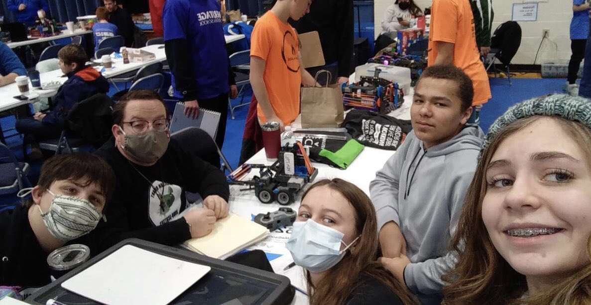 Good day for MG Junior High Robotics! We were down a couple of teammates today, but we did our best! 18th of 29 teams for qualification matches &amp; 17th in skills. Proud of these kids for being problem-solvers and adapting to various unexpected robot malfunctions today! 🤖#WeAreMG