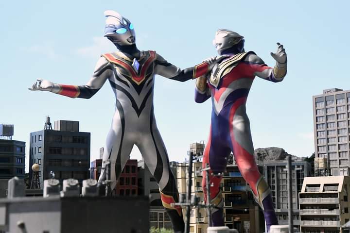 ultraorb93's tweet photo. Novas imagens oficiais do vindouro filme Ultraman Trigger: Episode Z
O Hype tá grande!!!
#TriggerTheFuture
#UltramanTrigger
#EpisodeZ https://t.co/wDtf7rVuDT
