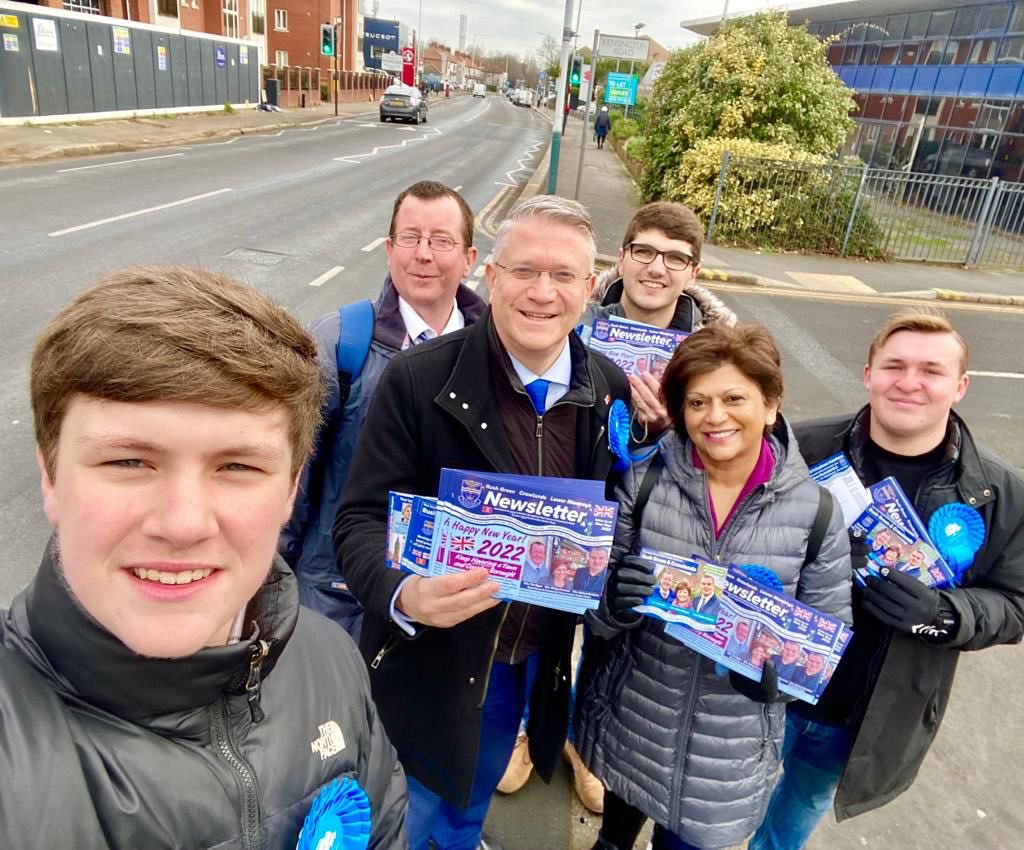 AndrewRosindell's tweet photo. Another day hitting the streets of Romford, with the hardworking Rush Green and Crowlands Conservative Action Team, Cllr. Viddy Persaud, Cllr. Robert Benham; and Cllr. Tim Ryan, supported by the @RomfordYC - @Labour are NOT winning here! 🇬🇧 https://t.co/RUUV7ABYOB