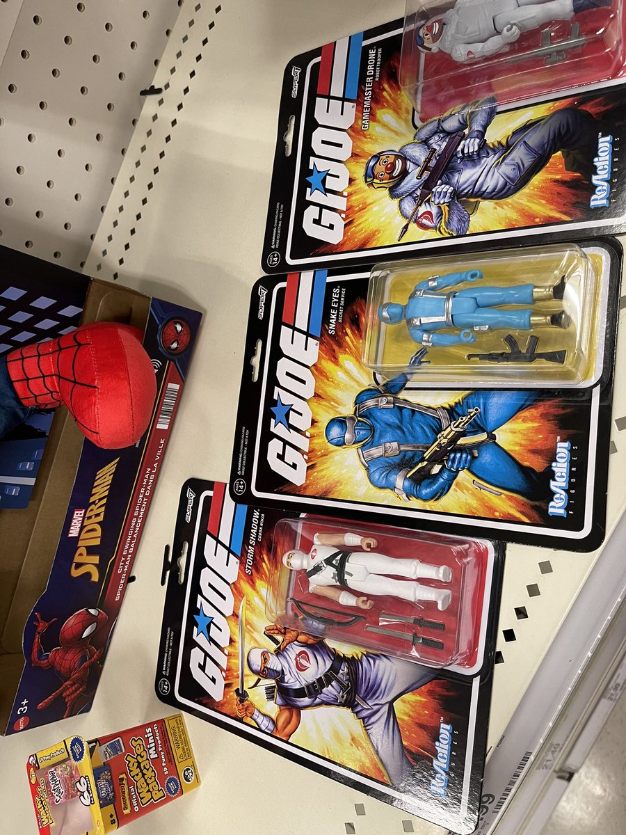 Clem4135's tweet photo. Found these at the local Target
#coltonstoytime #super7 #gijoe #thefullforce
All of the Snake Eyes were the Funskool version https://t.co/CMEWeHBAX2