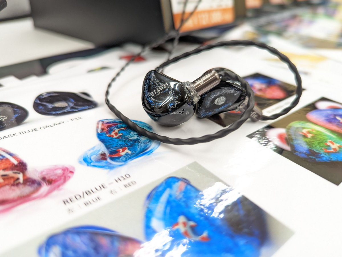 e_earphone_CIEM's tweet photo. おはようございます🌞
本日も元気にオープンしております!!
#Itsfit /FUSION
昨日より正式オーダー受注開始しております✨
Itsfitならではのオプションもあります◎
お見逃しなく👀👀✨
👇 Itsfit正式オーダー受注開始のお知らせ👇
https://t.co/CDKM3WdOZI
#オーダーメイド館
#eイヤ秋葉原店 https://t.co/bICs8FRkbS