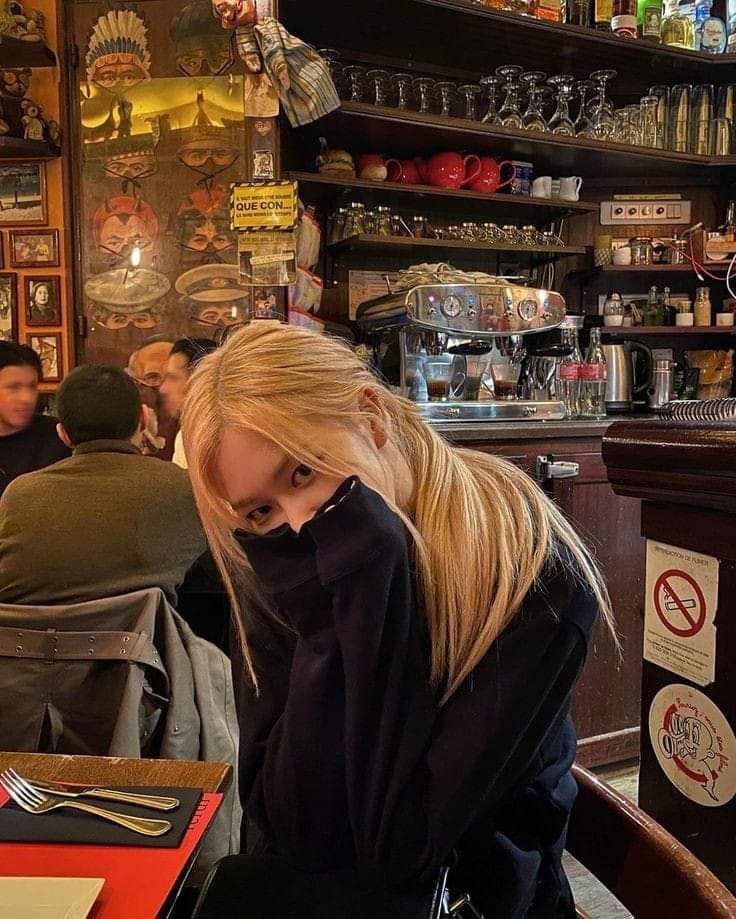 #RespectROSÉ  #NoToBodyShaming