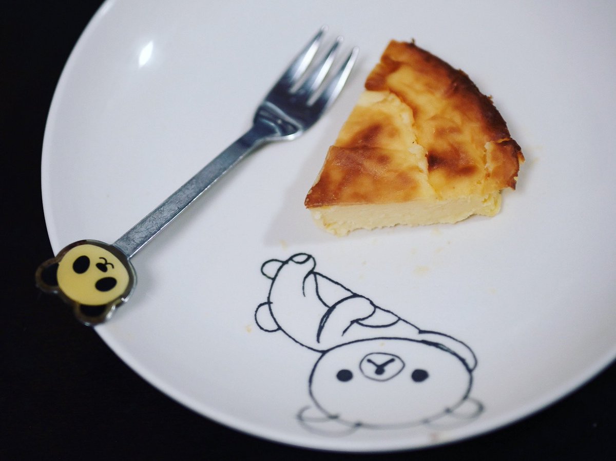 keaton_fukunaga's tweet photo. 朝食は、ハルドノ作チーズケーキ。
#fujifilm_xseries
#XH1
#fringer
#sigma50art https://t.co/3t5EuPAzP6