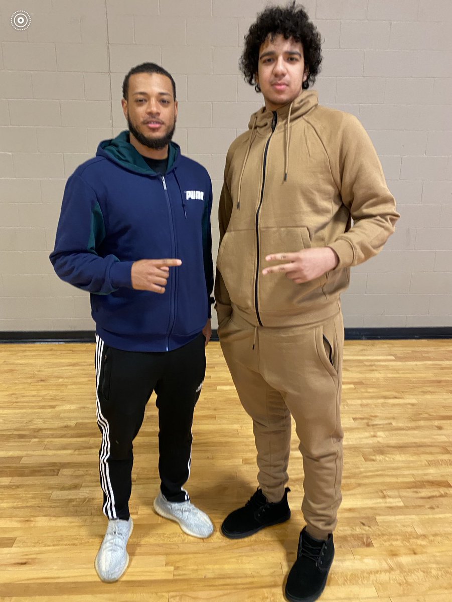 Geovann35567831's tweet photo. Wanted to say thank you to @MovalFootball for the visit and thanks to @FederalFrazier for the invite!!!!! @elisha_shaw @ZWilliams_8 @COACH_ONEIL @CoachJFigueroa @King_GD_6 @CoachAmann https://t.co/o5EZMJv58a