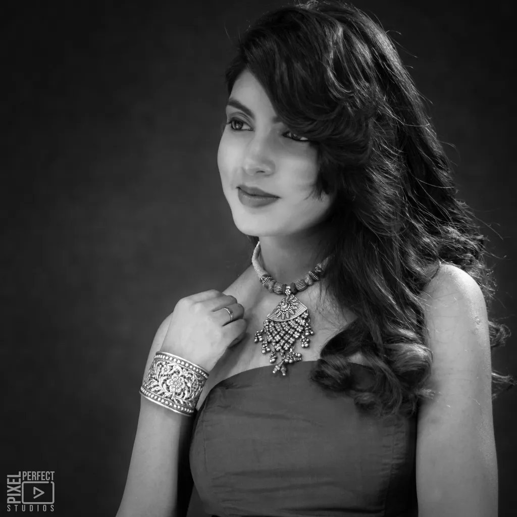 PixelPerfectIND's tweet photo. Classy &amp; beautiful !

Visuals to support your business. Professional grade videos, stills and creative solutions to boost your online presence
#PixelPerfectIndia
#PixelPerfectStudios
#fashionphotography
#jewelleryphotography https://t.co/nRxsKgQ4q2