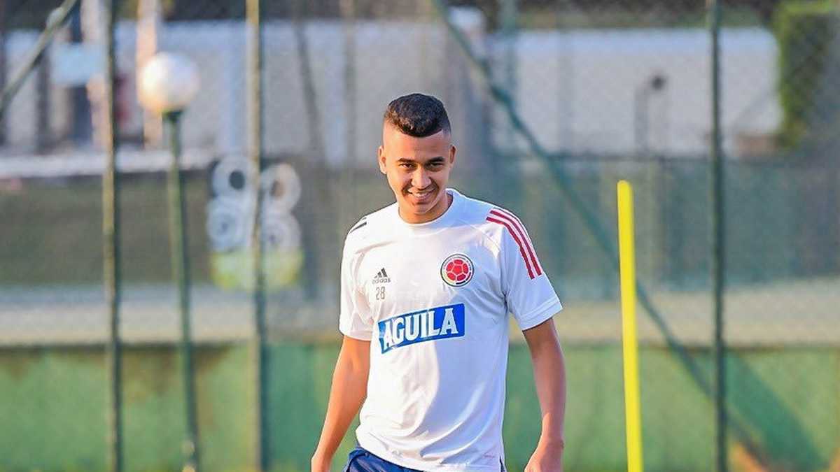 REEMPLAZO DE MURIEL 
El cuerpo técnico de la Selección Colombia Masculina de Mayores informó que el jugador Víctor Cantillo ha sido convocado para la doble jornada de clasificatorias a la Copa Mundial de la FIFA Catar 2022 frente a Perú y Argentina. #BandaDeportiva