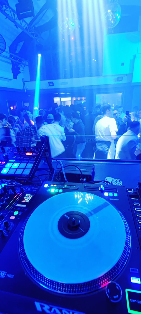djdomcook's tweet photo. My Saturday nights in Hereford are fucking insane! https://t.co/6utkQ053Eq