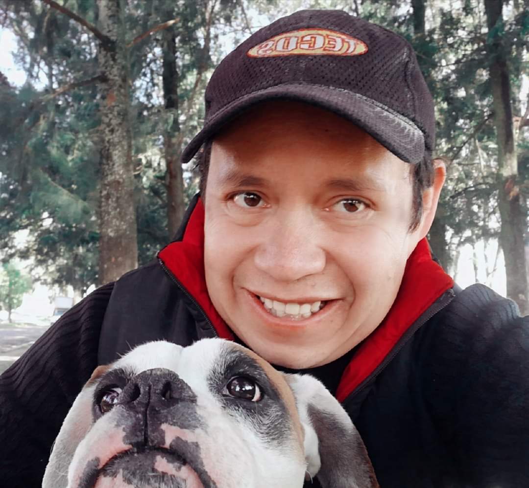 El traidor no es confiable en ninguno de los bandos. La lealtad es admirada hasta por los enemigos. #Sabado de #Amigos #LealtadDePerros 🐾